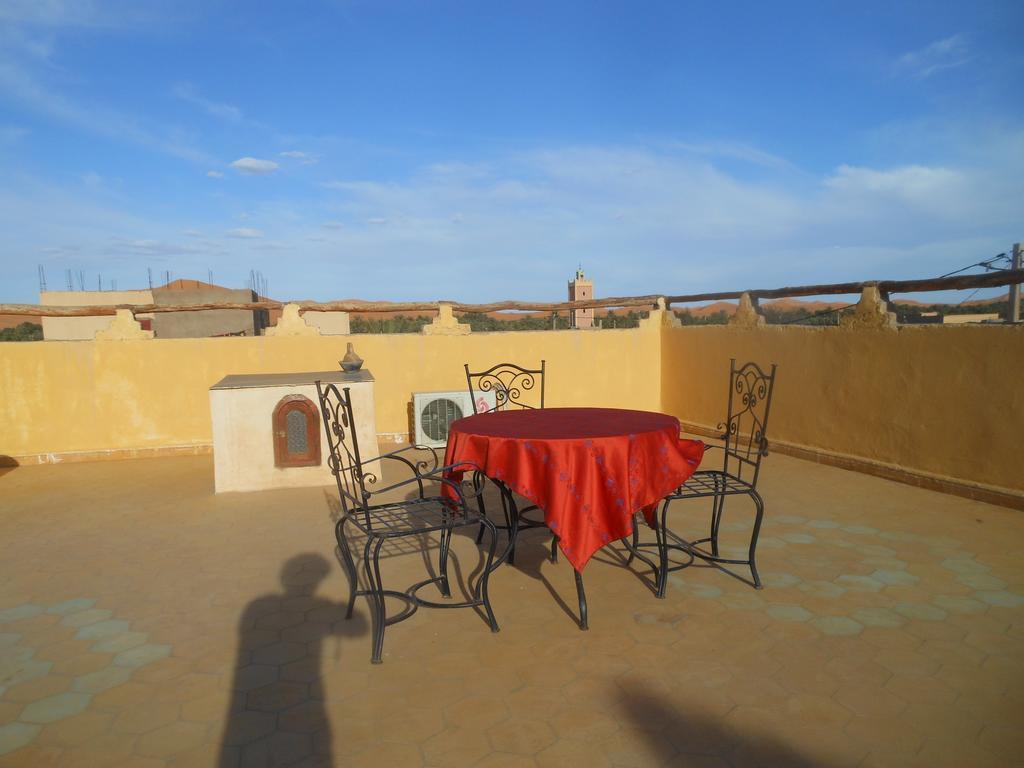 Riad Aicha & Camel Trekking Мерцуга Екстериор снимка
