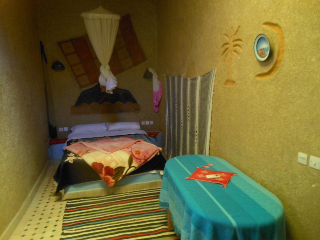 Riad Aicha & Camel Trekking Мерцуга Екстериор снимка