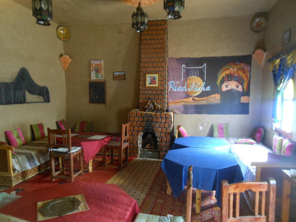 Riad Aicha & Camel Trekking Мерцуга Екстериор снимка