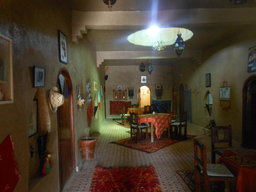 Riad Aicha & Camel Trekking Мерцуга Екстериор снимка