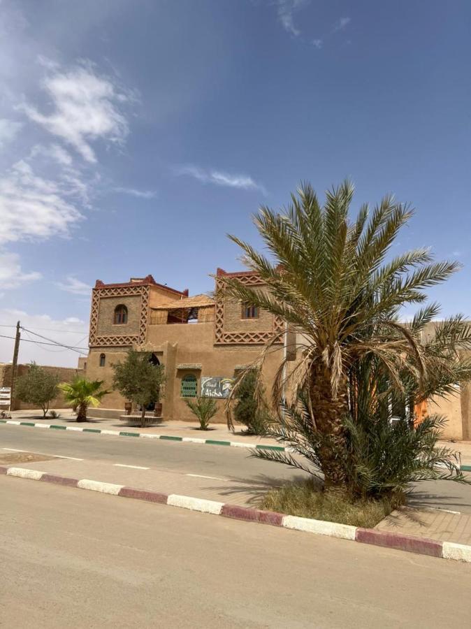 Riad Aicha & Camel Trekking Мерцуга Екстериор снимка