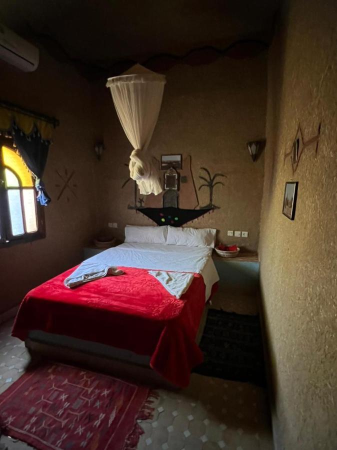 Riad Aicha & Camel Trekking Мерцуга Екстериор снимка
