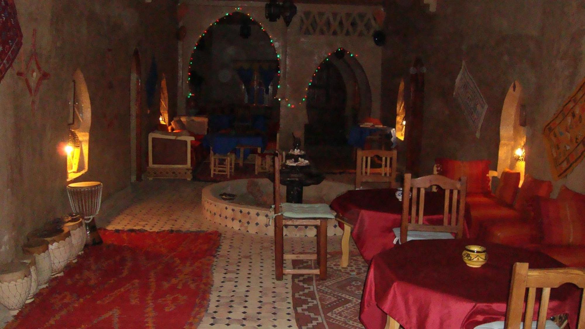 Riad Aicha & Camel Trekking Мерцуга Екстериор снимка