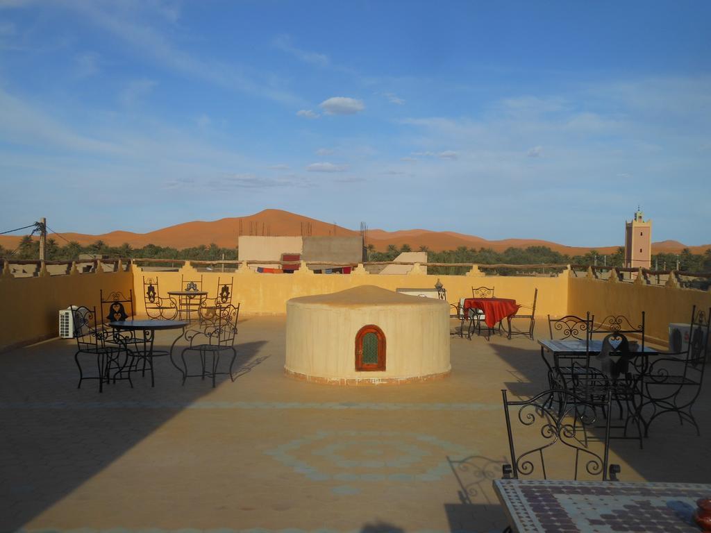 Riad Aicha & Camel Trekking Мерцуга Екстериор снимка